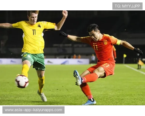 职业球员是否接受基本媒体关系处理培训，球员具备什么条件