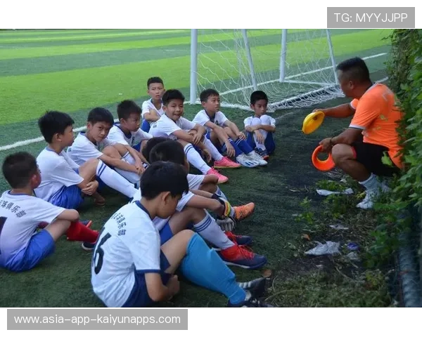 足球赛事是否鼓励城市与俱乐部联合举办球迷日，国家对于足球的号召